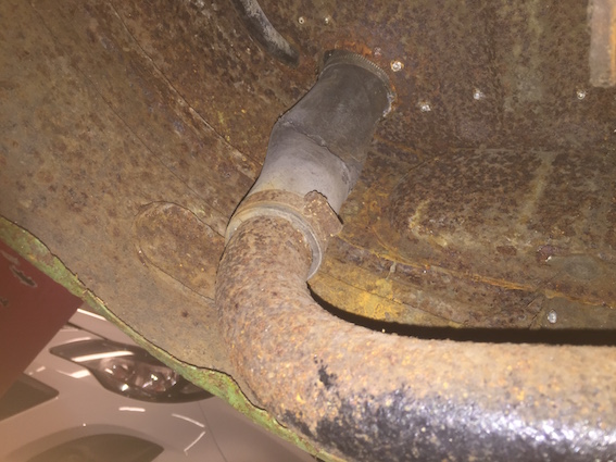 2015213235810_Filler Pipe Kink.jpg